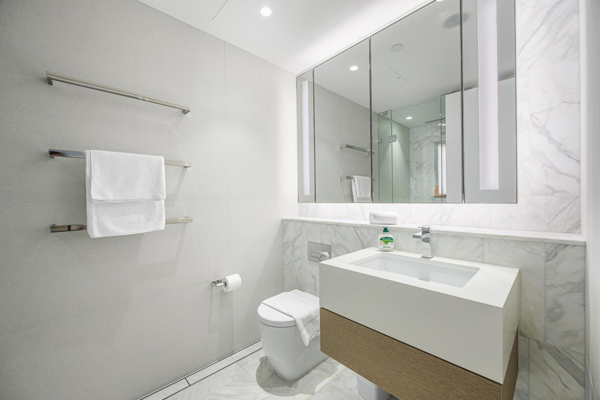Apartment Waterfront Cbd Luxury 1br With View Sydney